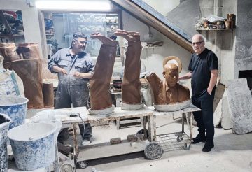 Escultura Humberto Delgado